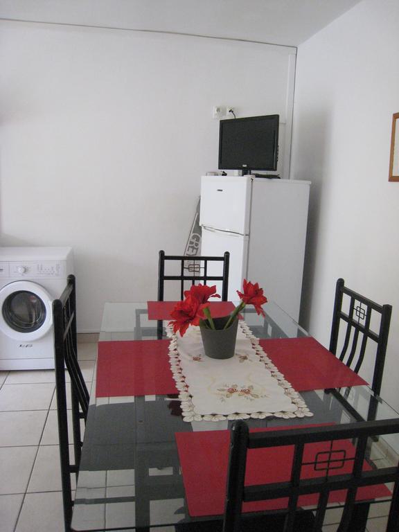 Residence Virginie Сен-Лу Екстериор снимка